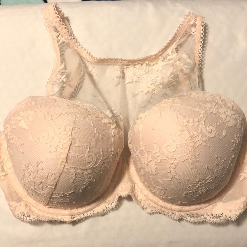 Victoria’s Secret “Dream Angels” Bra